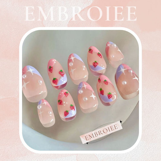 "Strawberry Day" Kawaii Cute Pink Pearls Sweet Hand-painted Press On Nails